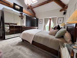 Photo 25- click for photo gallery